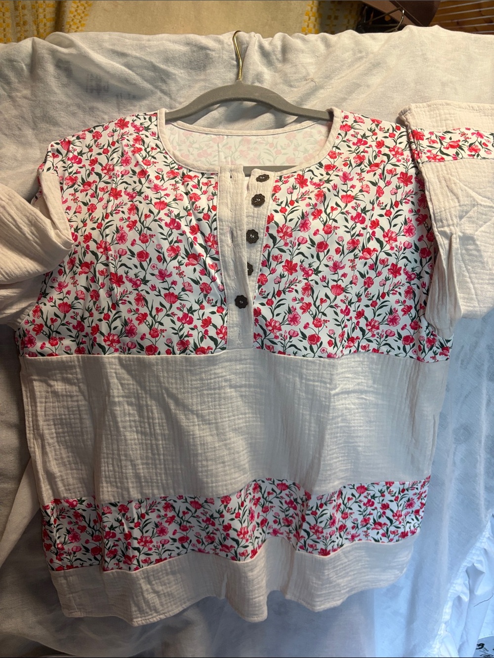 POL White Henley Top with Pink Floral Yoke 21”PTP